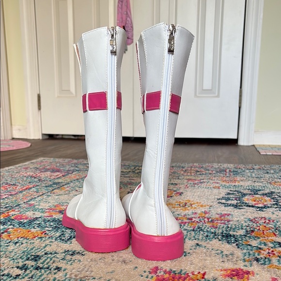Kids Pink and White Boots - Picture 4 of 6